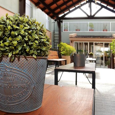 Hotel Leoncia Colonia del Sacramento Kültér fotó