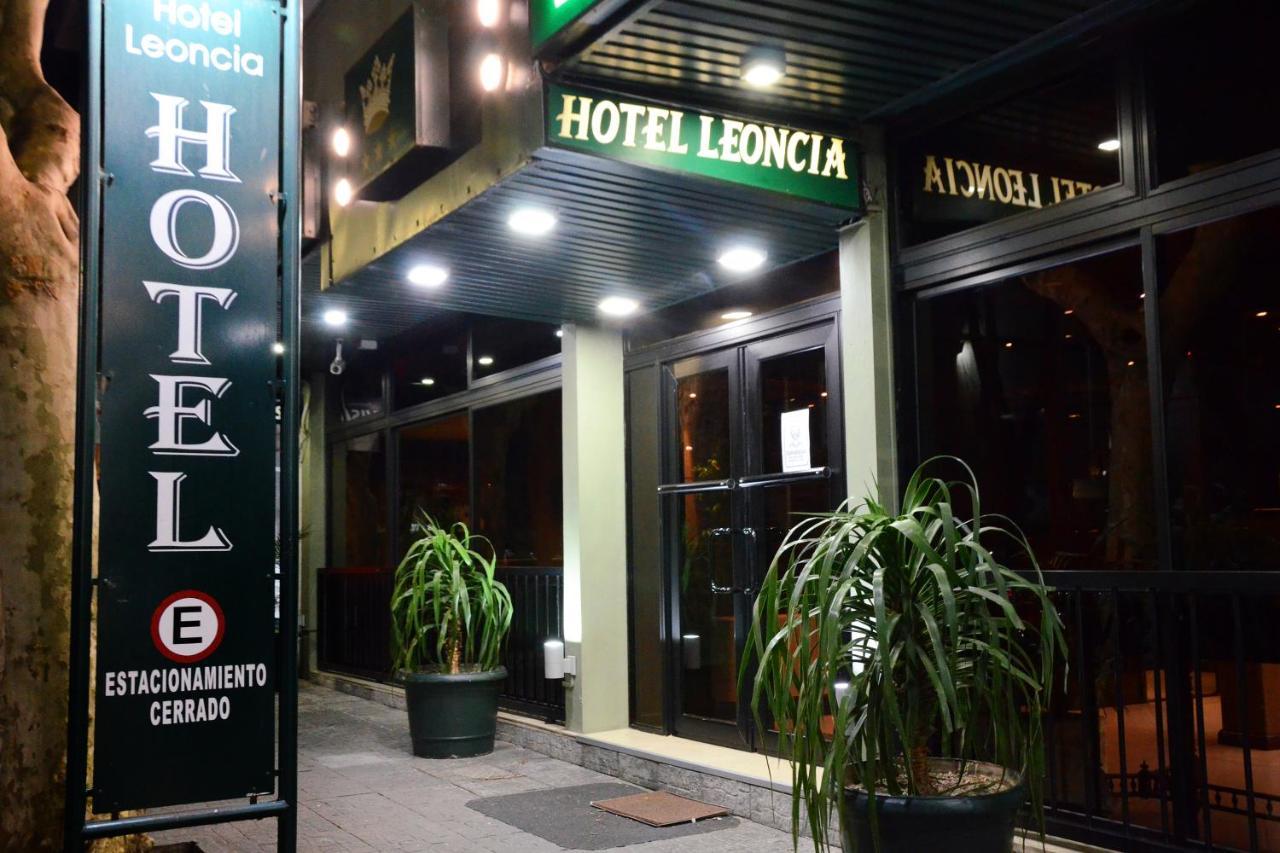Hotel Leoncia Colonia del Sacramento Kültér fotó