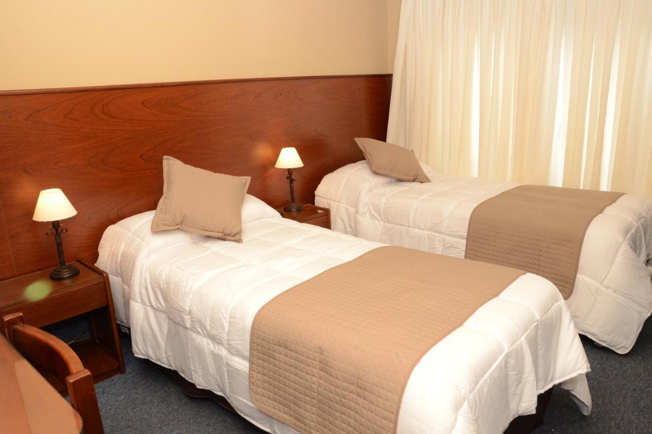 Hotel Leoncia Colonia del Sacramento Kültér fotó