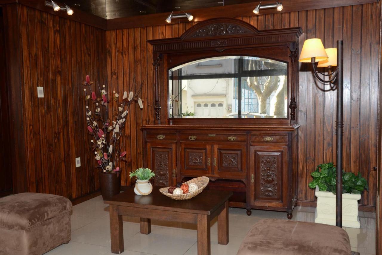 Hotel Leoncia Colonia del Sacramento Kültér fotó